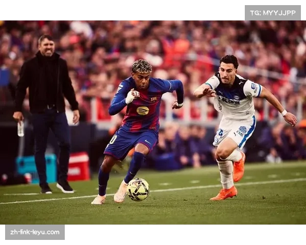 巴萨客场2比0击败比利亚雷亚尔 拉菲尼亚点射亚马尔锁定胜局