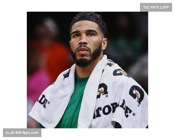 布朗24分7篮板7助攻全面表现 绿军六人得分上双展现深度优势